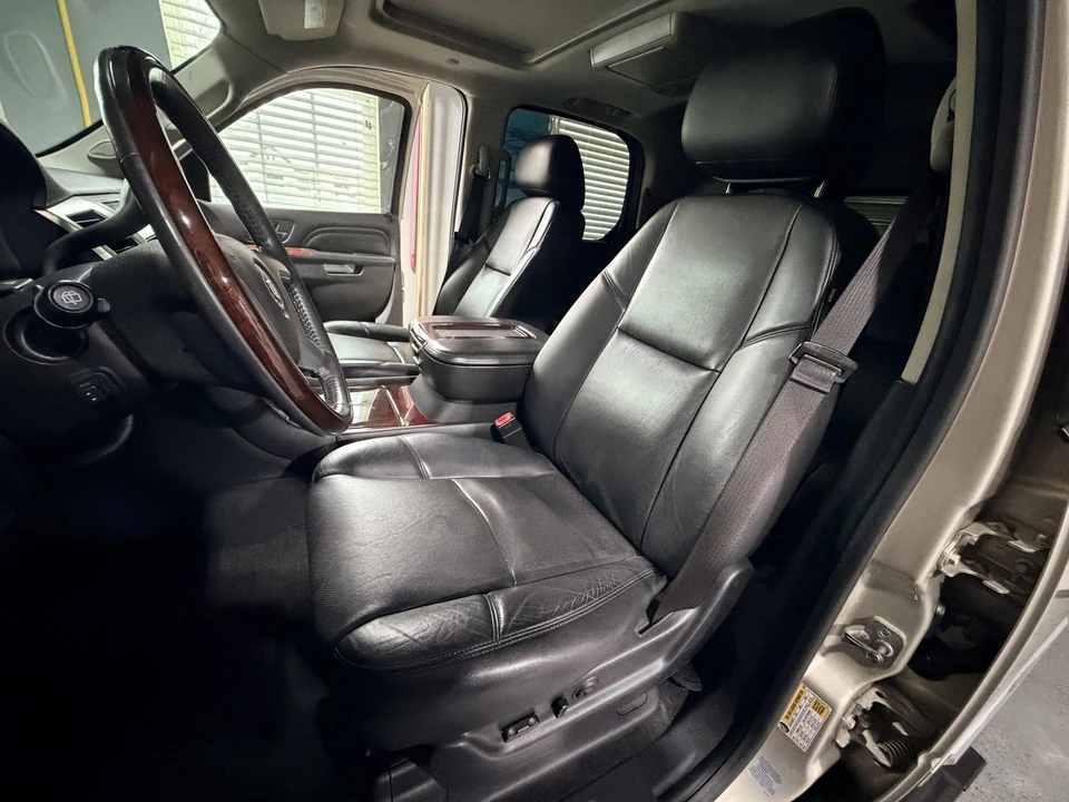 2013 Cadillac Escalade & EXT 3rd Gen - Image 20 of 31