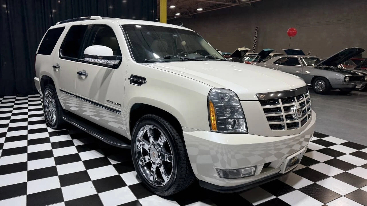 2013 Cadillac Escalade & EXT 3rd Gen - Image 15 of 21