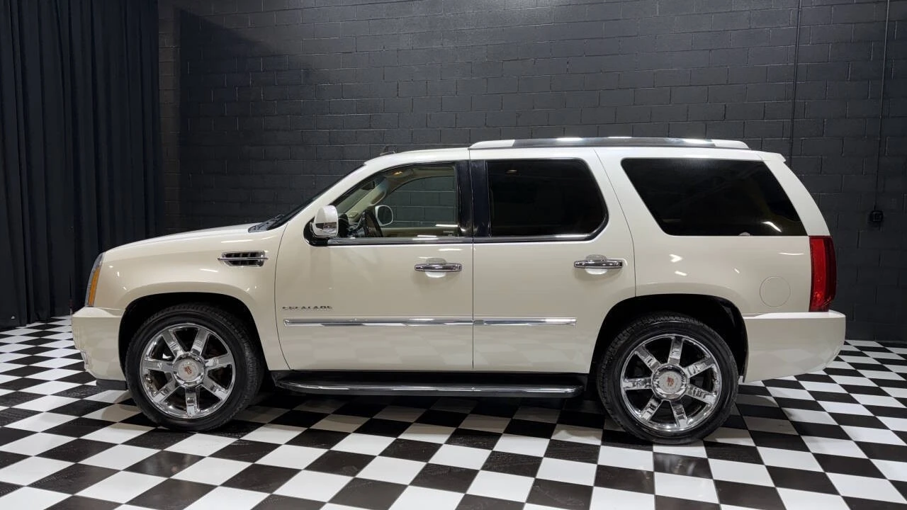 2013 Cadillac Escalade & EXT 3rd Gen - Image 13 of 21