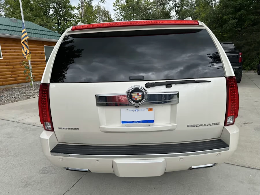 2013 Cadillac Escalade & EXT 3rd Gen - Image 5 of 12