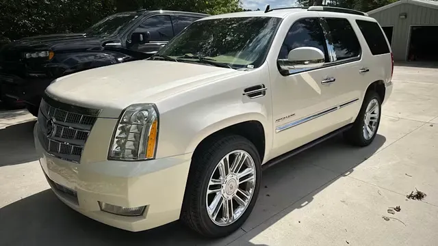 2013 Cadillac Escalade Platinum