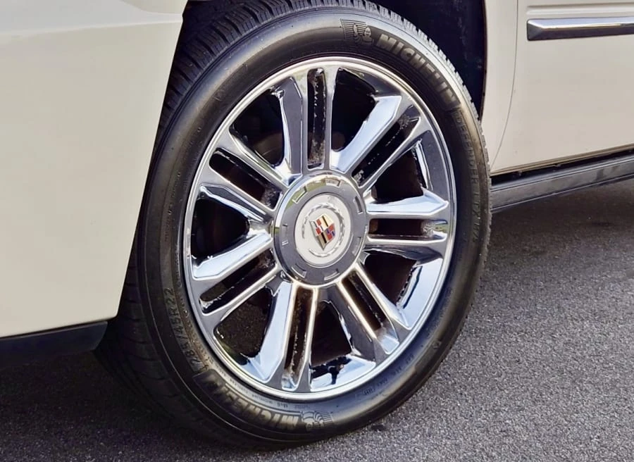 2013 Cadillac Escalade & EXT 3rd Gen - Image 20 of 27