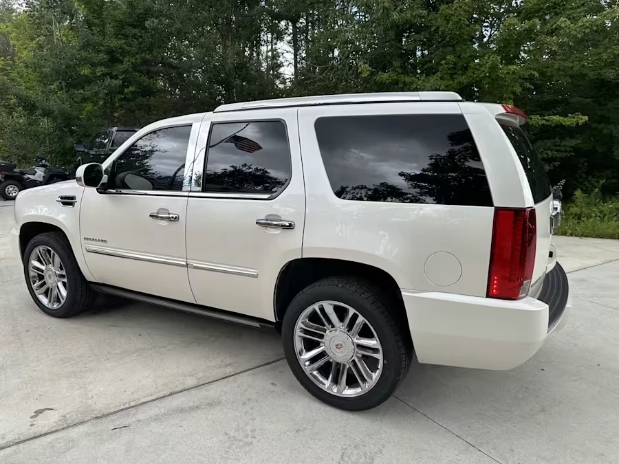 2013 Cadillac Escalade & EXT 3rd Gen - Image 8 of 12