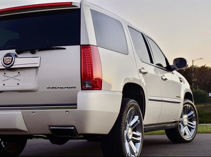 2013 Cadillac Escalade & EXT 3rd Gen - Image 8 of 27
