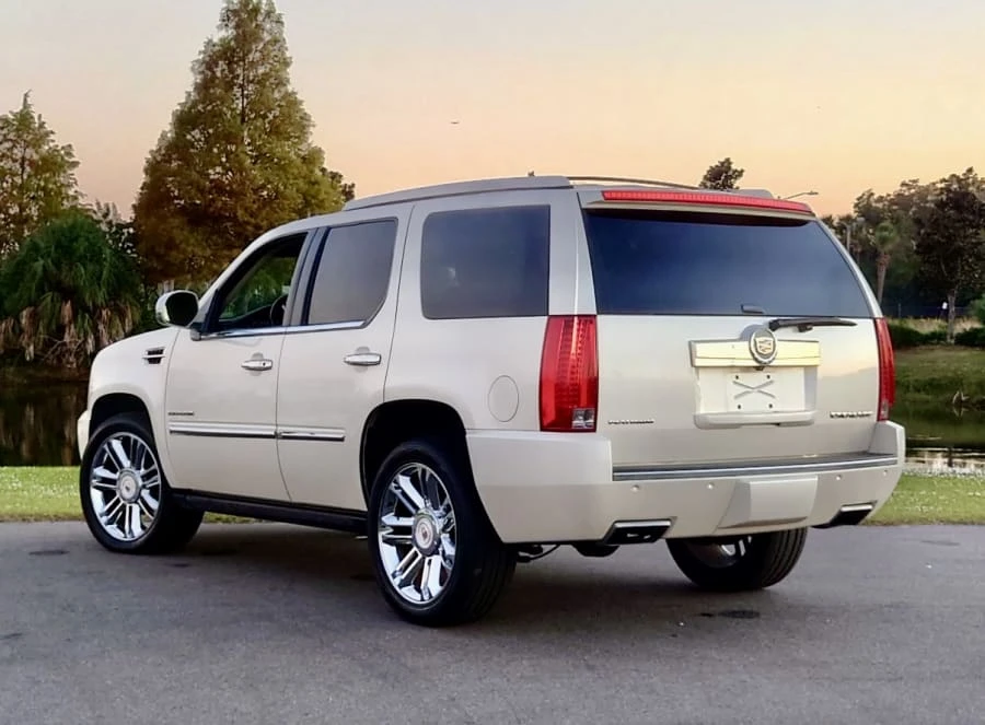 2013 Cadillac Escalade & EXT 3rd Gen - Image 18 of 27