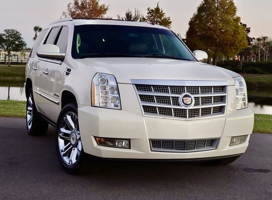 2013 Cadillac Escalade & EXT 3rd Gen - Image 4 of 27