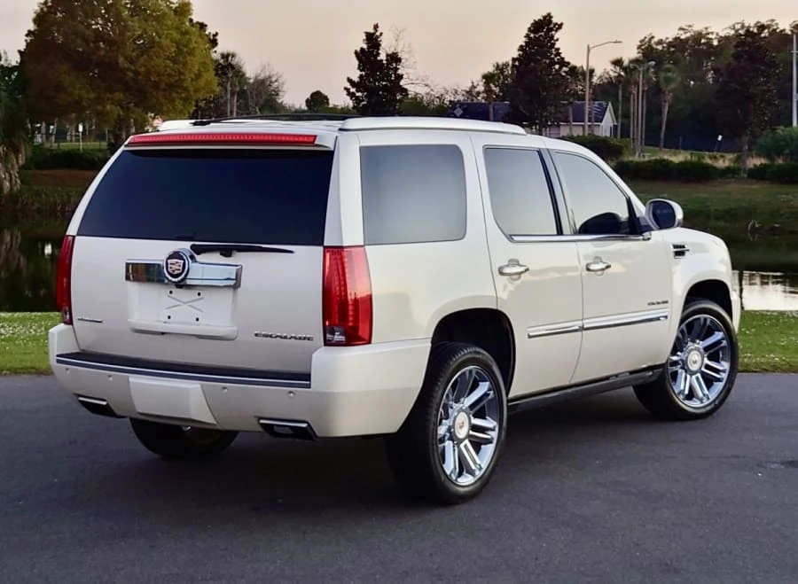 2013 Cadillac Escalade & EXT 3rd Gen - Image 10 of 27