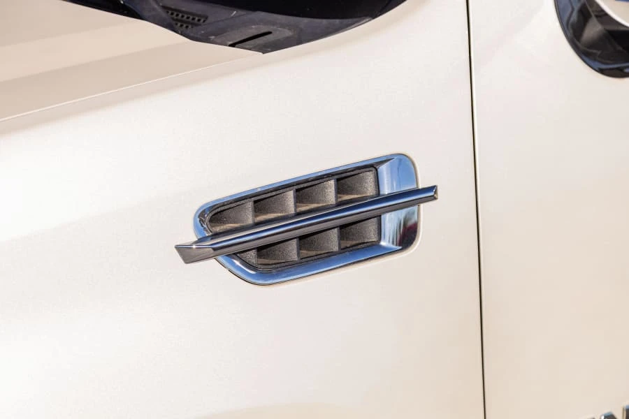 2013 Cadillac Escalade & EXT 3rd Gen - Image 15 of 31