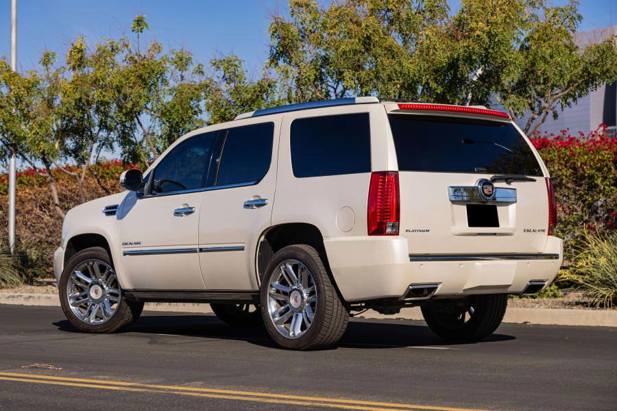 2013 Cadillac Escalade & EXT 3rd Gen - Image 8 of 31