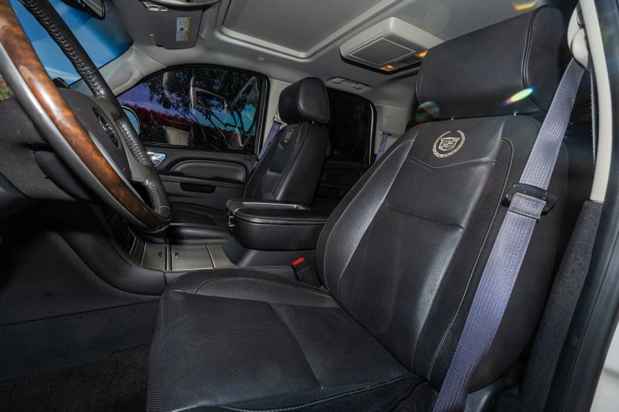 2013 Cadillac Escalade & EXT 3rd Gen - Image 18 of 31