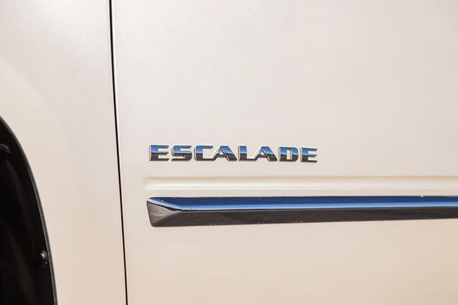2013 Cadillac Escalade & EXT 3rd Gen - Image 12 of 31