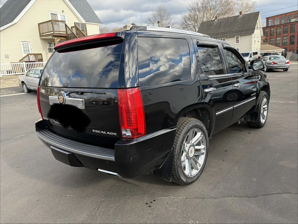 2013 Cadillac Escalade & EXT 3rd Gen - Image 5 of 8
