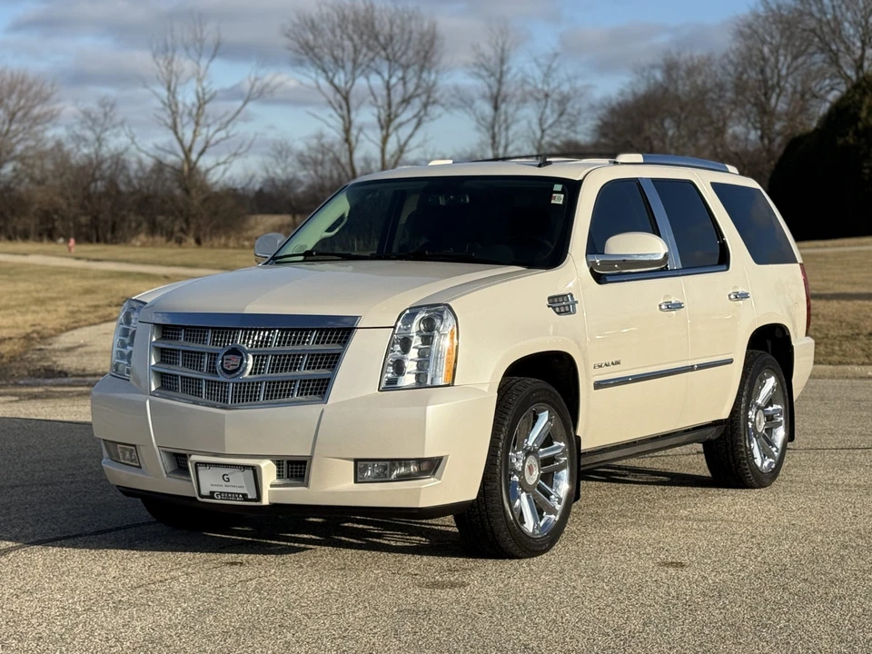 2013 Cadillac Escalade & EXT 3rd Gen - Image 5 of 31