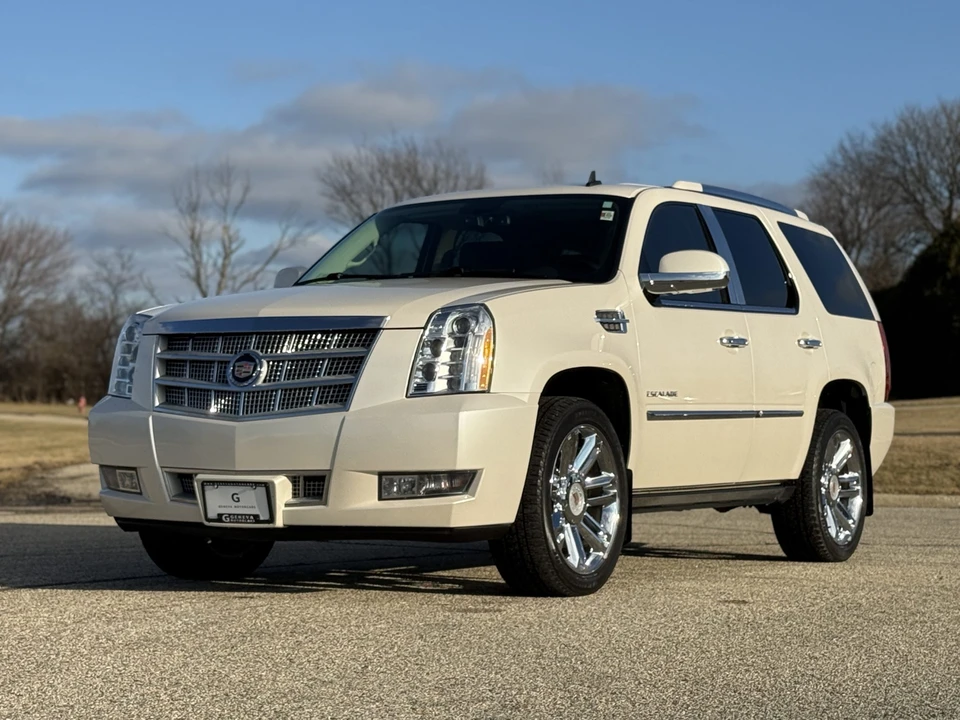 2013 Cadillac Escalade & EXT 3rd Gen - Image 6 of 31