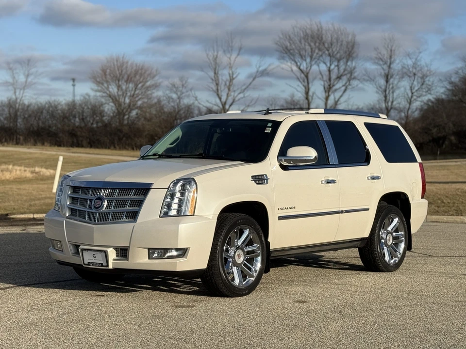 2013 Cadillac Escalade & EXT 3rd Gen - Image 7 of 31