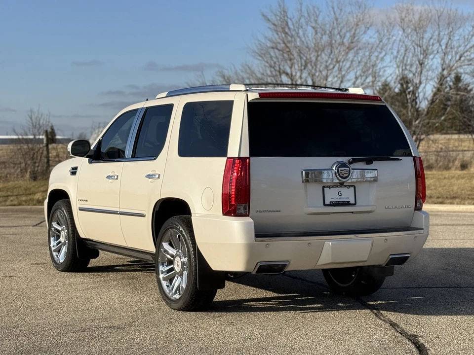 2013 Cadillac Escalade & EXT 3rd Gen - Image 11 of 31