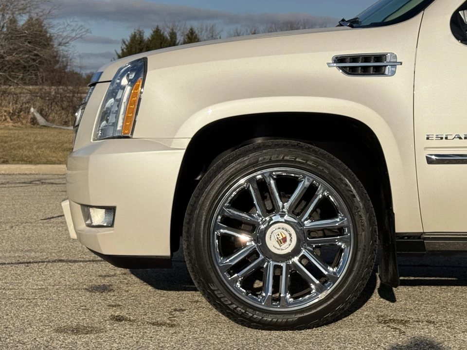 2013 Cadillac Escalade & EXT 3rd Gen - Image 20 of 31
