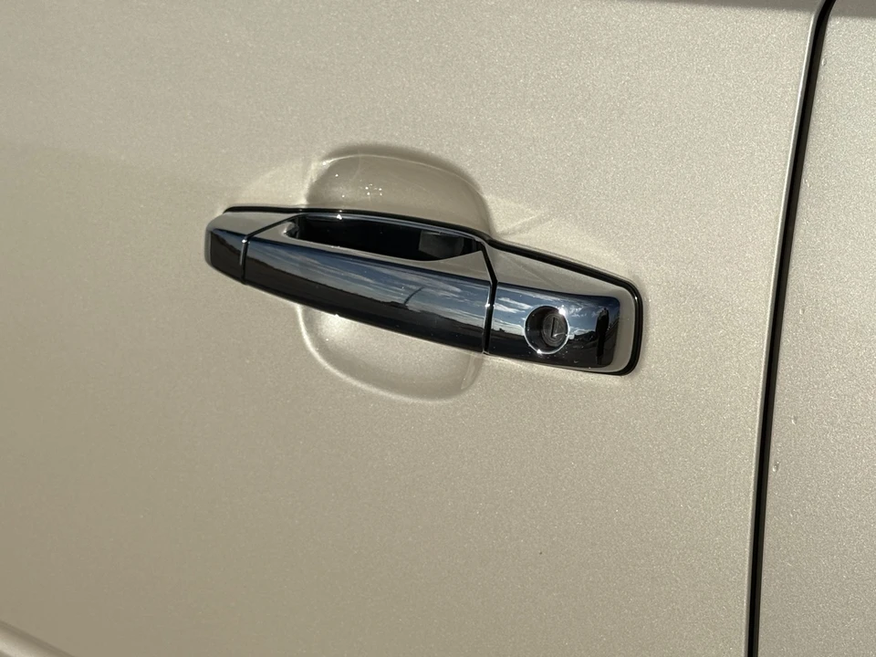 2013 Cadillac Escalade & EXT 3rd Gen - Image 27 of 31