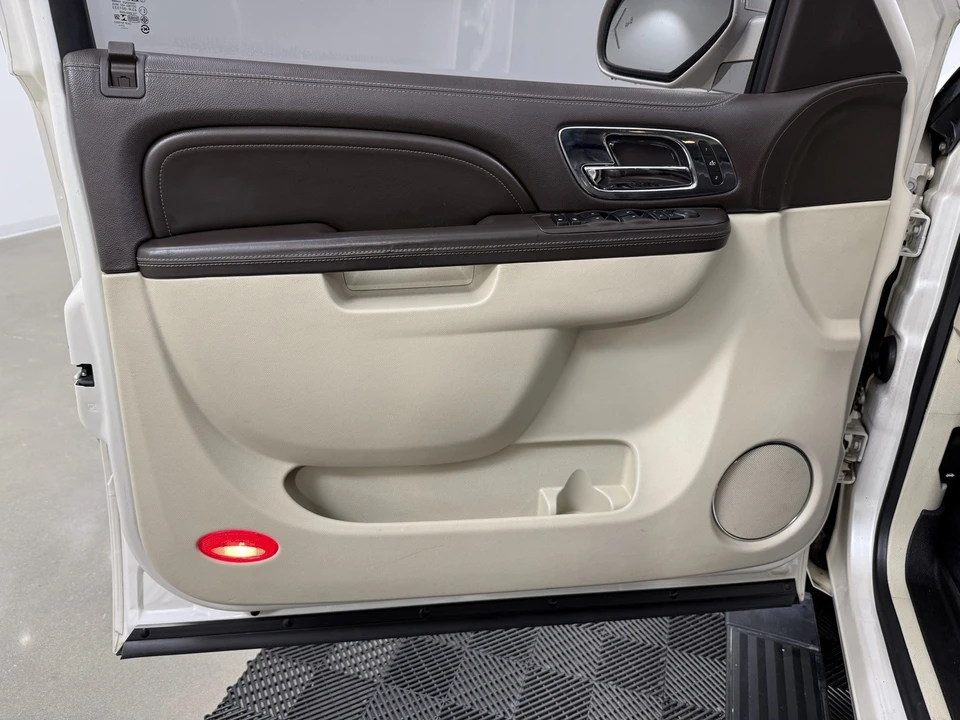 2013 Cadillac Escalade & EXT 3rd Gen - Image 12 of 12