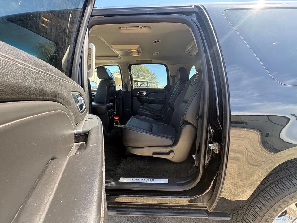 2013 Cadillac Escalade & EXT 3rd Gen - Image 13 of 21