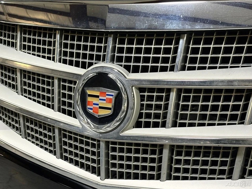 2013 Cadillac Escalade & EXT 3rd Gen - Image 3 of 21
