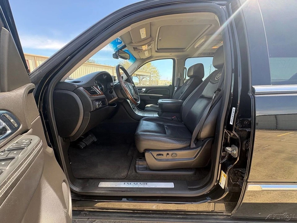 2013 Cadillac Escalade & EXT 3rd Gen - Image 10 of 21