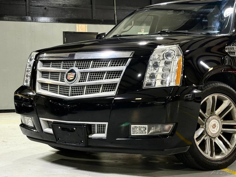 2013 Cadillac Escalade & EXT 3rd Gen - Image 2 of 21