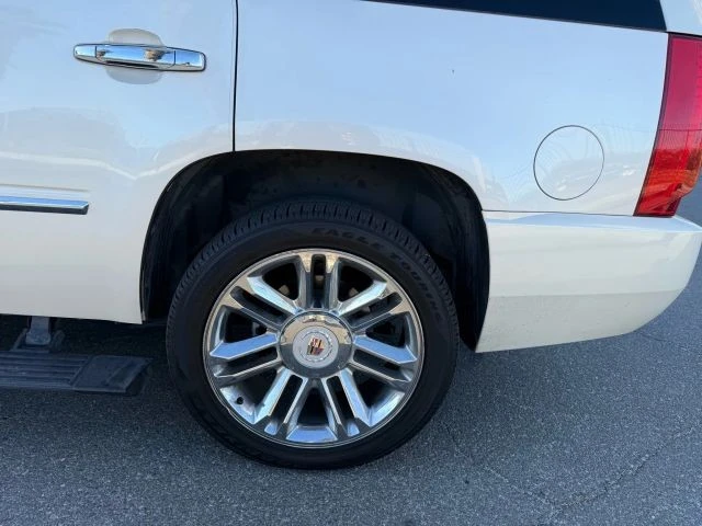 2013 Cadillac Escalade & EXT 3rd Gen - Image 12 of 21
