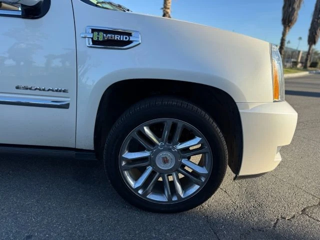 2013 Cadillac Escalade & EXT 3rd Gen - Image 9 of 21