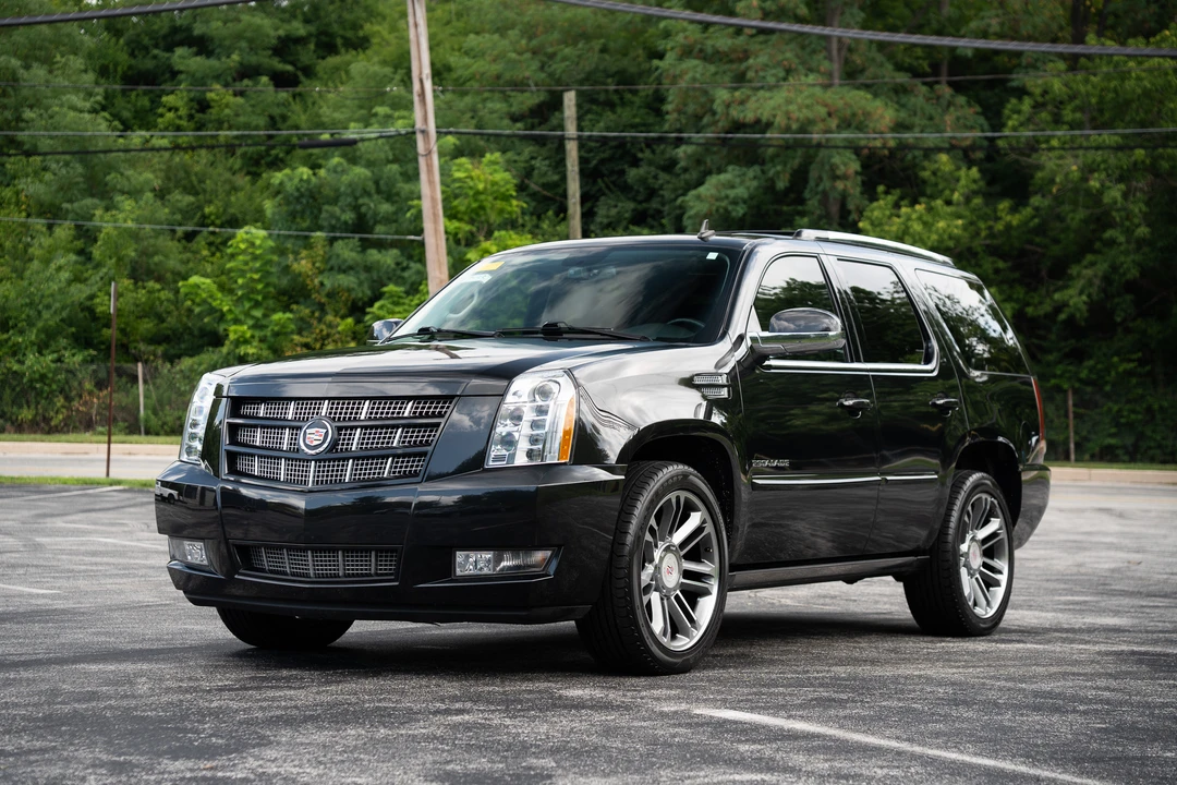 2013 Cadillac Escalade & EXT 3rd Gen - Image 5 of 31