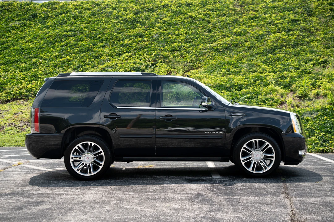 2013 Cadillac Escalade & EXT 3rd Gen - Image 14 of 31