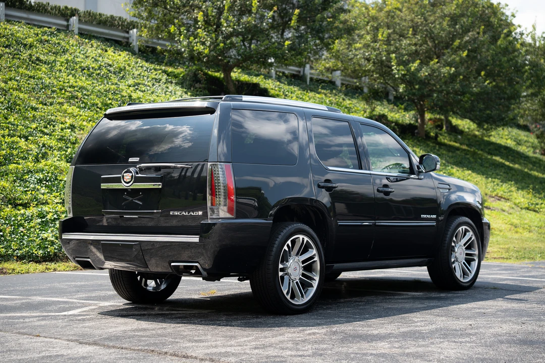 2013 Cadillac Escalade & EXT 3rd Gen - Image 13 of 31