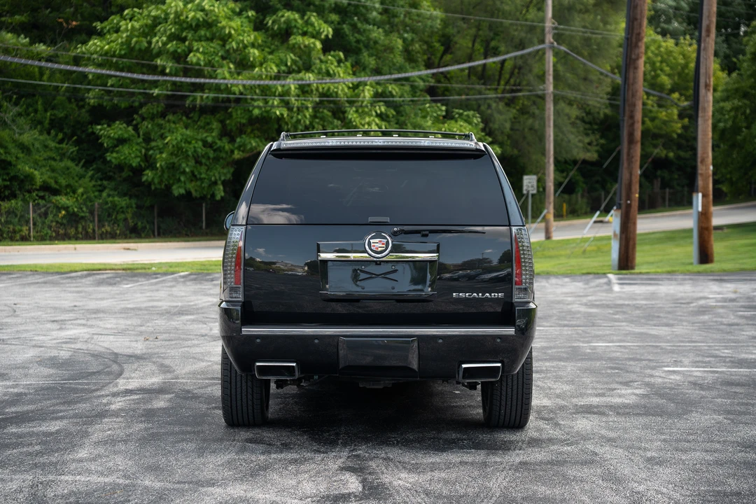 2013 Cadillac Escalade & EXT 3rd Gen - Image 11 of 31