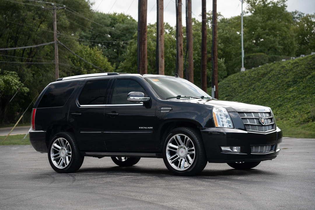 2013 Cadillac Escalade & EXT 3rd Gen - Image 16 of 31