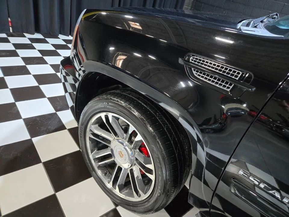2013 Cadillac Escalade & EXT 3rd Gen - Image 13 of 21