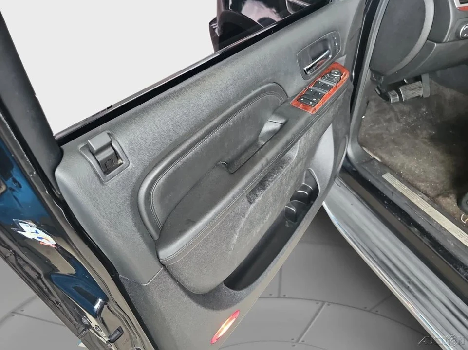 2013 Cadillac Escalade & EXT 3rd Gen - Image 13 of 21