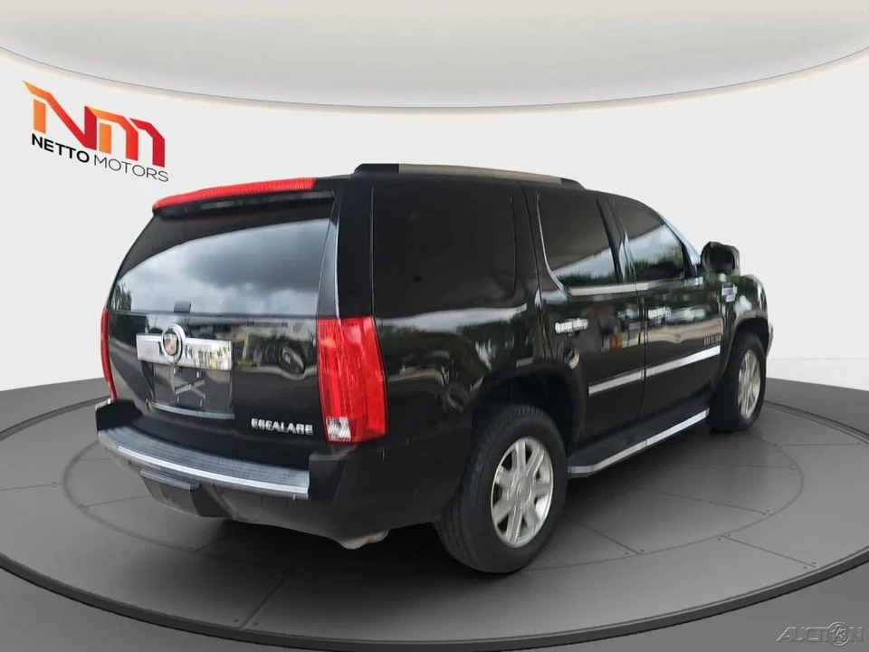2013 Cadillac Escalade & EXT 3rd Gen - Image 5 of 21