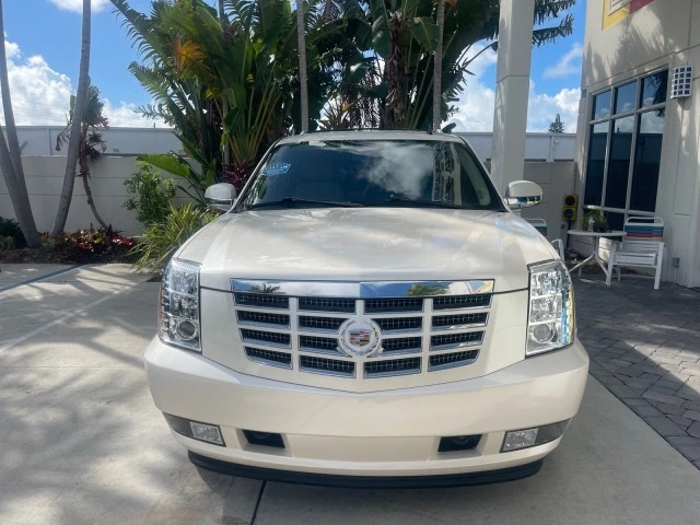 2013 Cadillac Escalade & EXT 3rd Gen - Image 3 of 22
