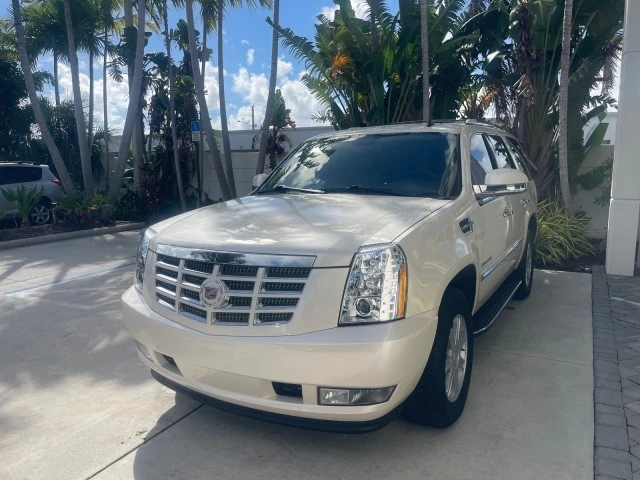 2013 Cadillac Escalade & EXT 3rd Gen - Image 4 of 21