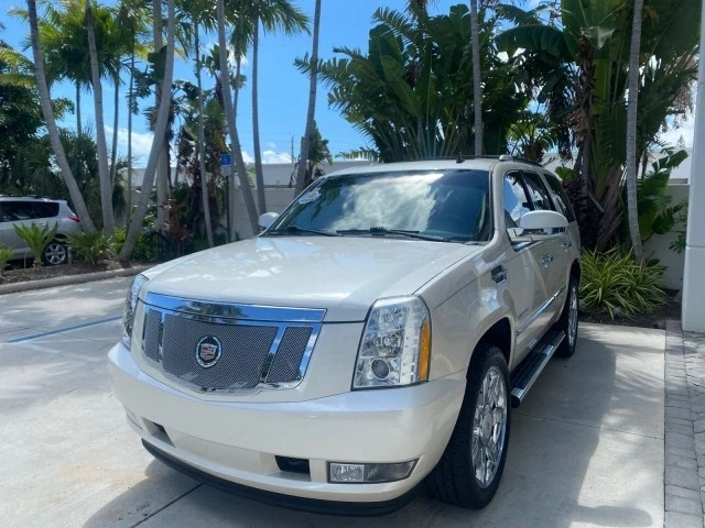 2013 Cadillac Escalade & EXT 3rd Gen - Image 4 of 21