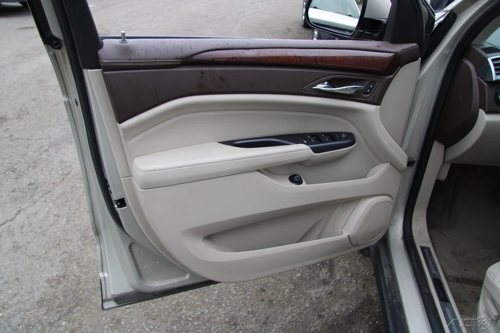2013 Cadillac SRX - Image 12 of 21