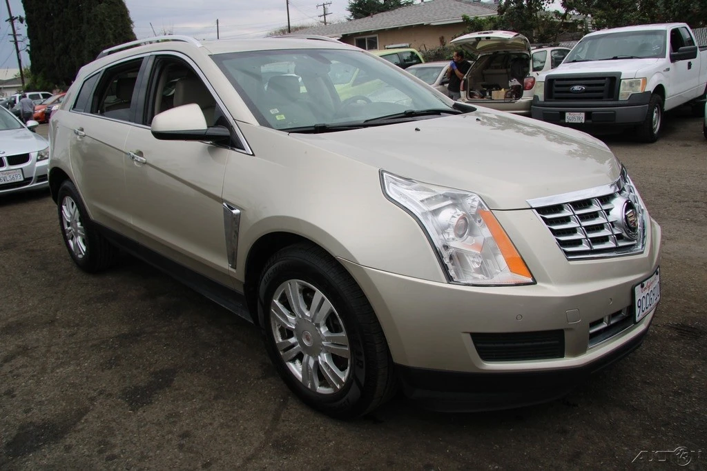 2013 Cadillac SRX - Image 8 of 21