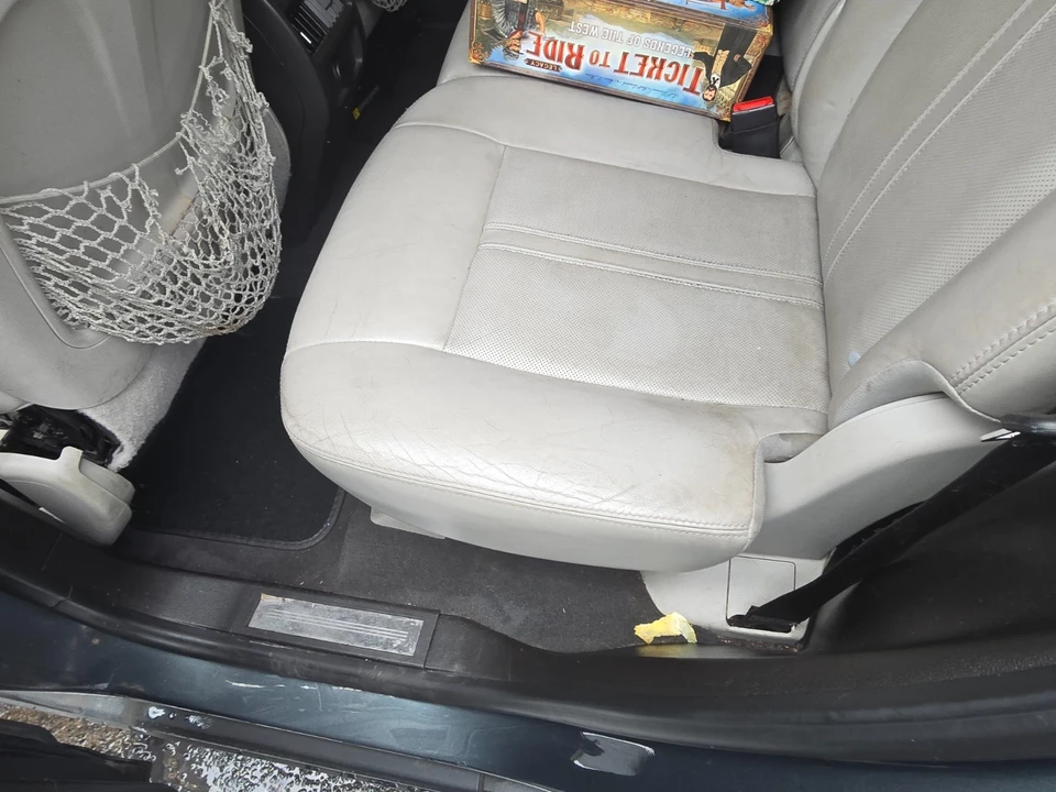 2013 Cadillac SRX - Image 2 of 10