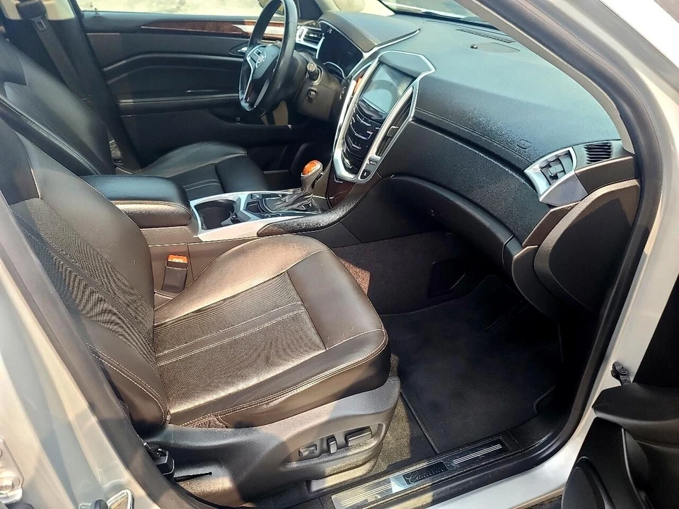 2013 Cadillac SRX - Image 14 of 21