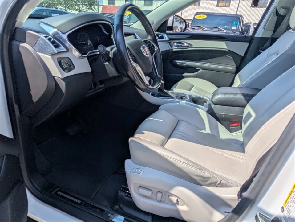 2013 Cadillac SRX - Image 11 of 12