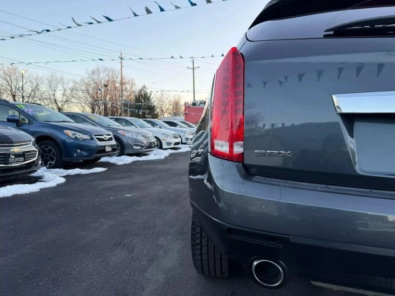 2013 Cadillac SRX - Image 10 of 12