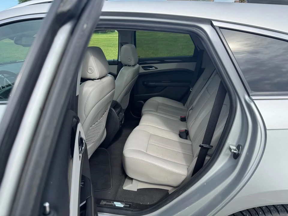 2013 Cadillac SRX - Image 10 of 12