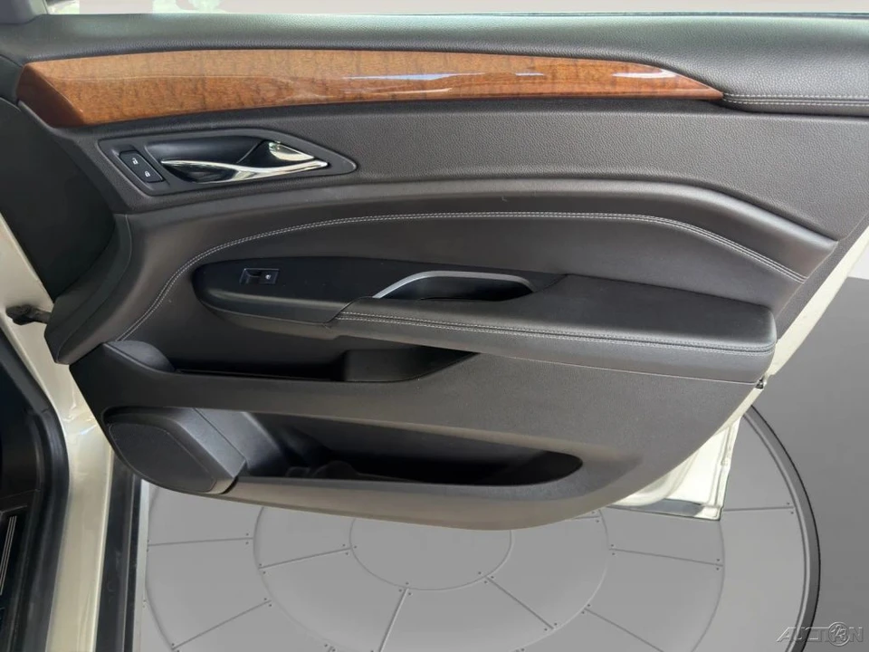 2013 Cadillac SRX - Image 18 of 21