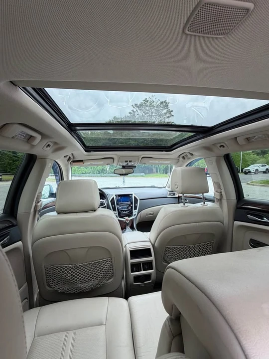 2013 Cadillac SRX - Image 9 of 18