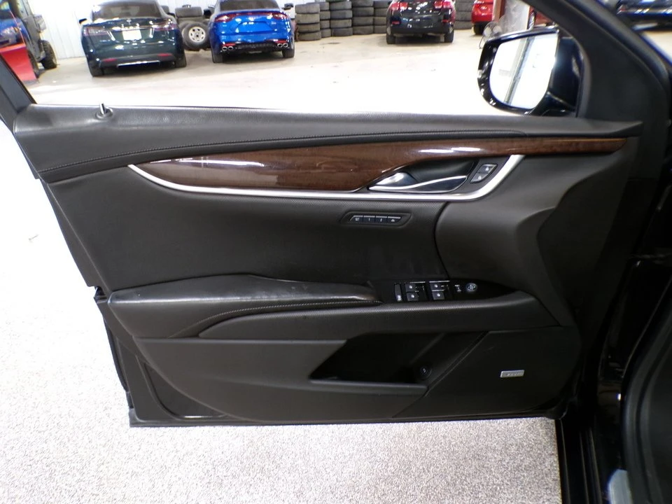 2013 Cadillac XTS - Image 10 of 17